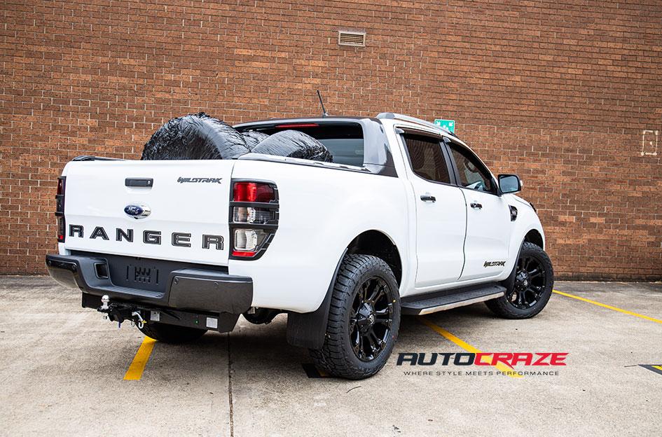 FORD-RANGER-VAPOR-MATTE-BLACK